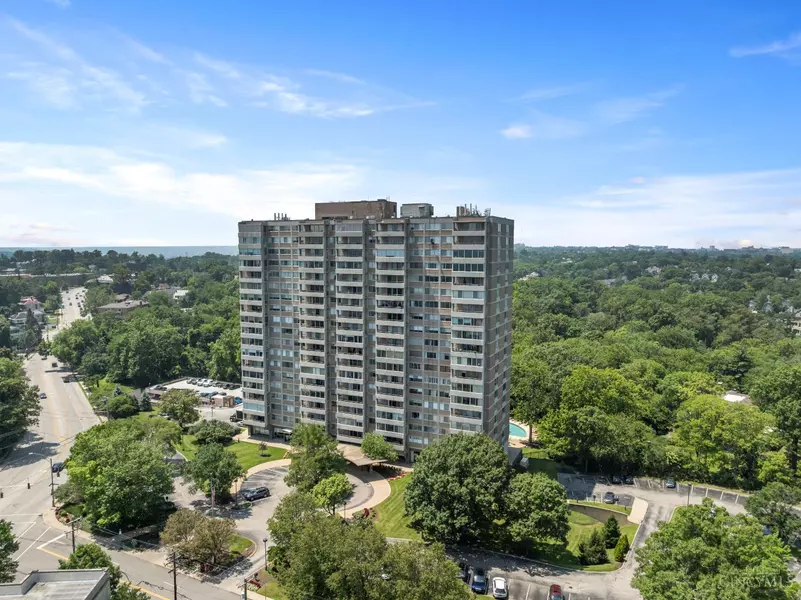 2324 Madison Rd #1905, Cincinnati, OH 45208