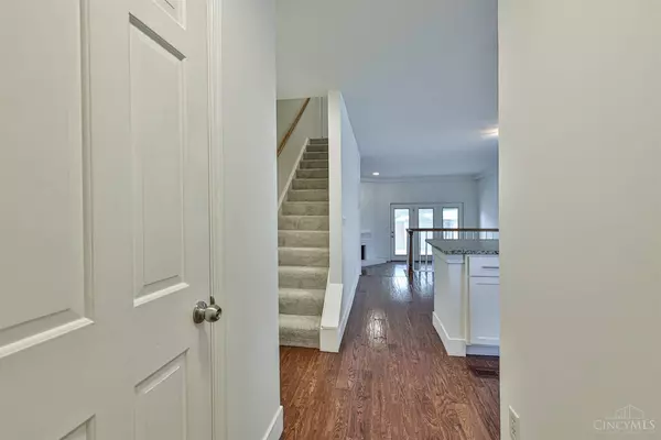 Montgomery, OH 45242,9763 Bunker Hill Ln