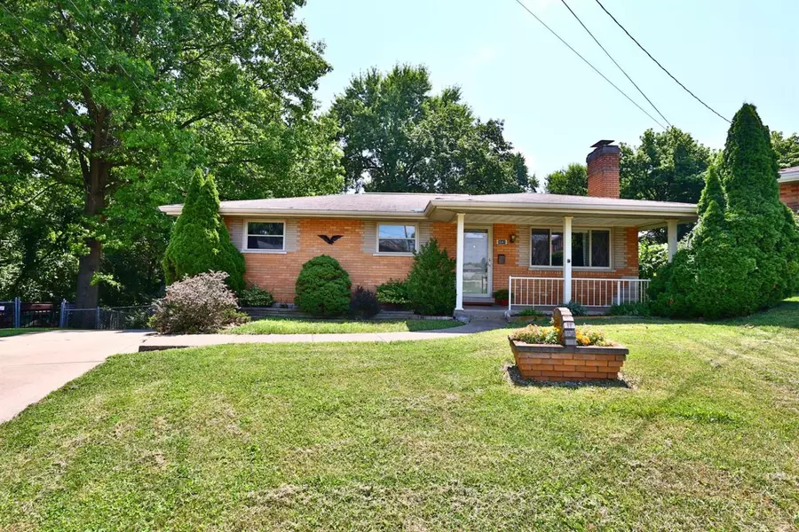 5641 Hollowview Ct, Delhi Twp, OH 45233