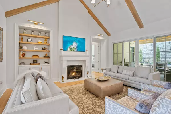 Madeira, OH 45243,5805 Hickory Ct