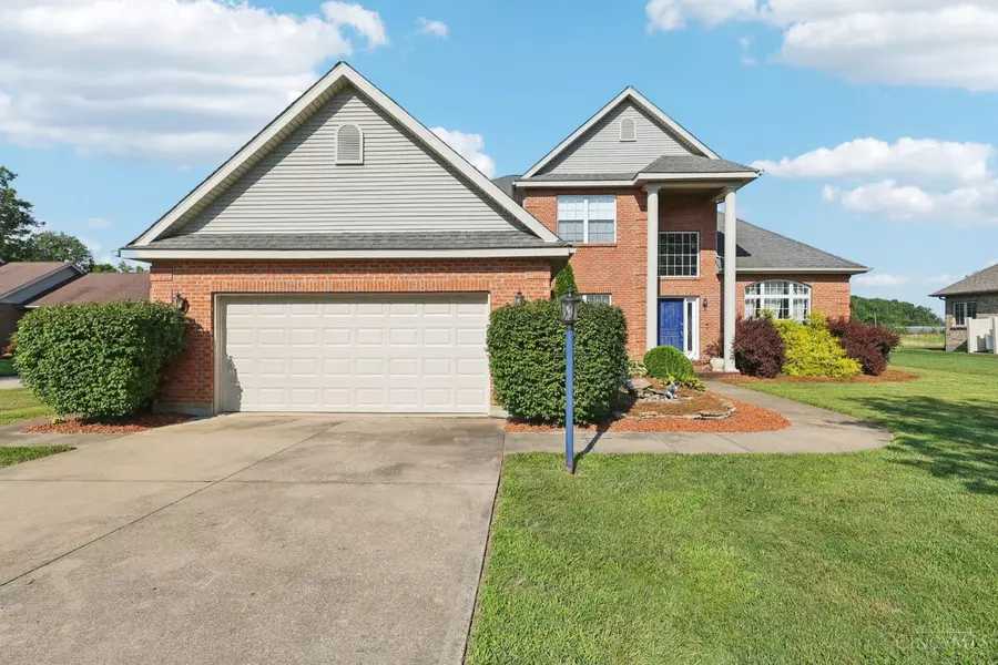30 Straight Dr, Georgetown, OH 45121
