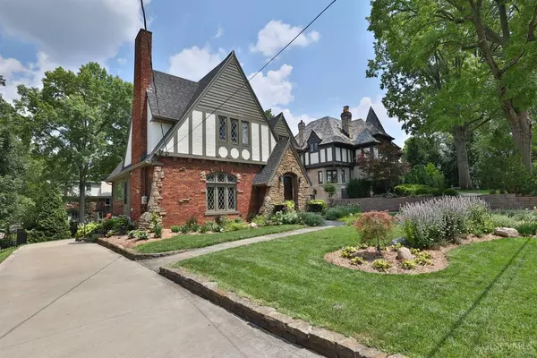 Cincinnati, OH 45226,716 Mannington Ave