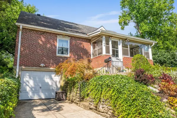 Wyoming, OH 45215,1049 Oak Ave