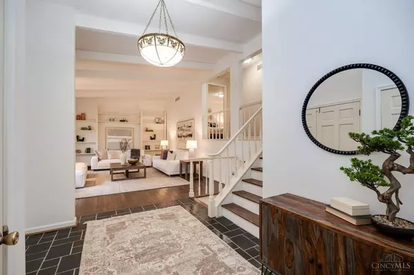 Wyoming, OH 45215,204 Brocdorf Dr