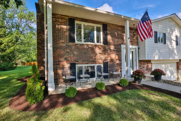 West Chester, OH 45069,8535 Bluebird Dr