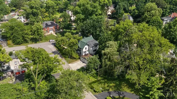 Cincinnati, OH 45229,3959 Red Bud Ave