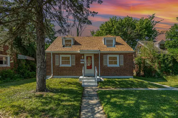 1337 Shepherd Ln, Lincoln Heights, OH 45215
