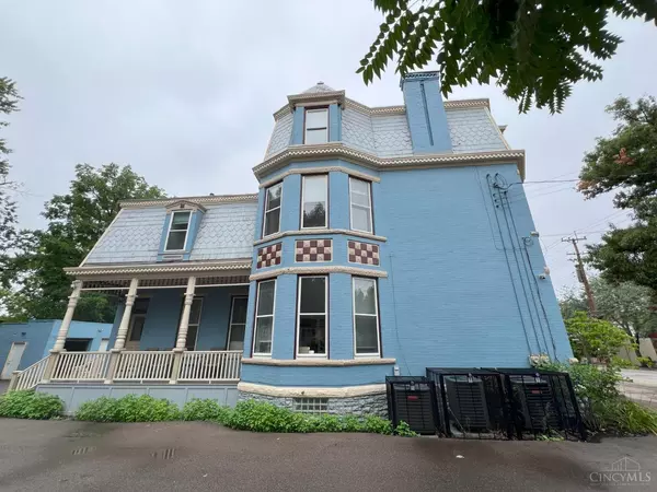 Cincinnati, OH 45227,6111 Madison Rd