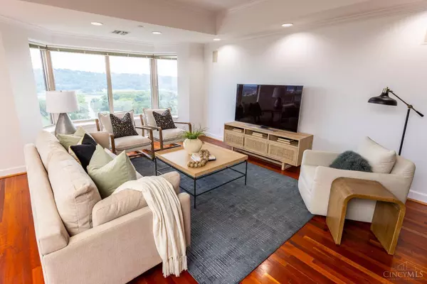 Cincinnati, OH 45226,3435 Golden Ave #602