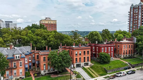 2138 St James Ave, Cincinnati, OH 45206