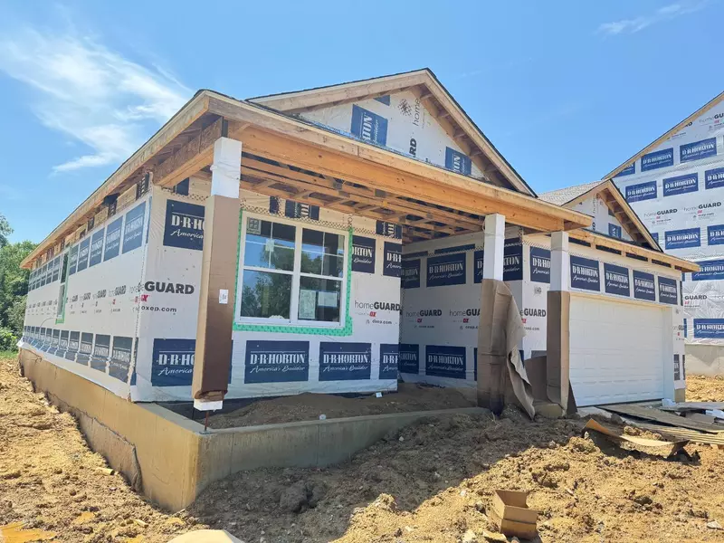 106 Woodcreek Ln, New Richmond, OH 45157