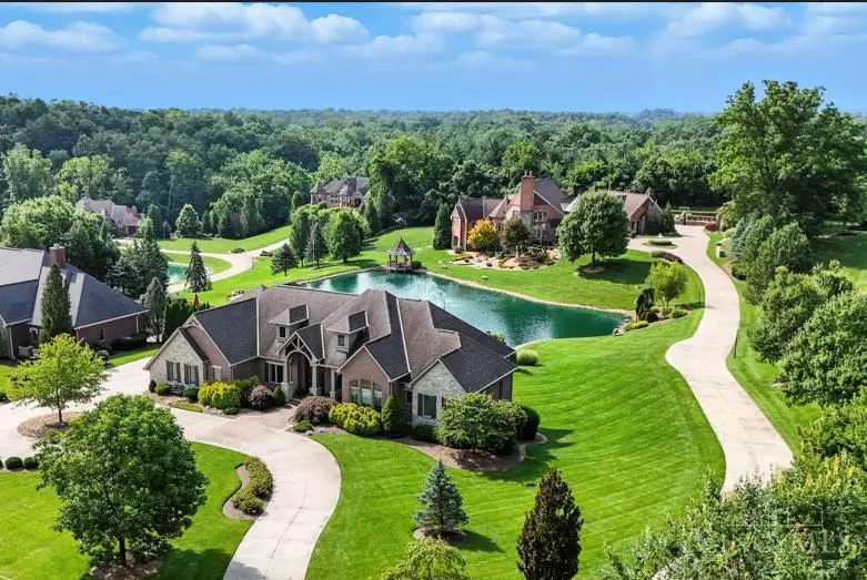6463 Werk Rd, Green Twp, OH 45248