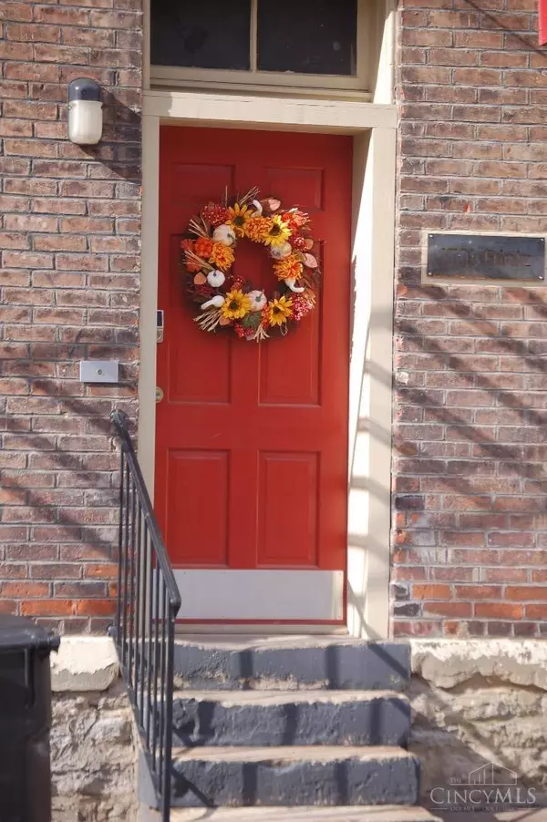 Cincinnati, OH 45202,26 E McMicken Ave