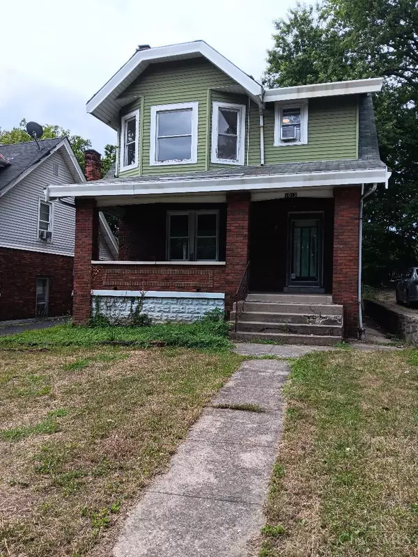 1013 Del Monte St, Cincinnati, OH 45205