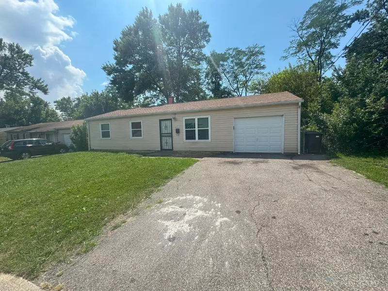 9717 Loralinda Dr, Colerain Twp, OH 45251