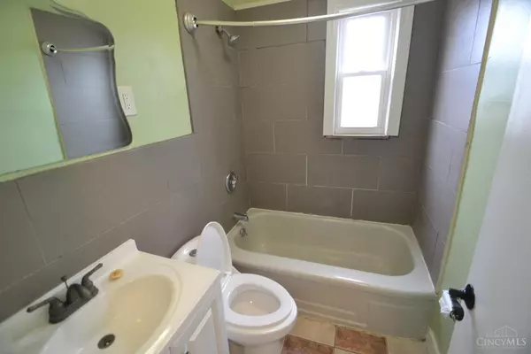 North College Hill, OH 45239,6941 Mulberry St