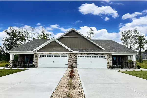 5017 Waterford Ln, Middletown, OH 45042