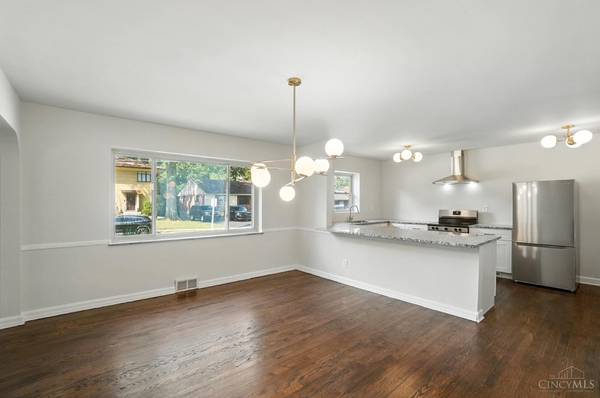 Cincinnati, OH 45229,1224 Westminster Dr