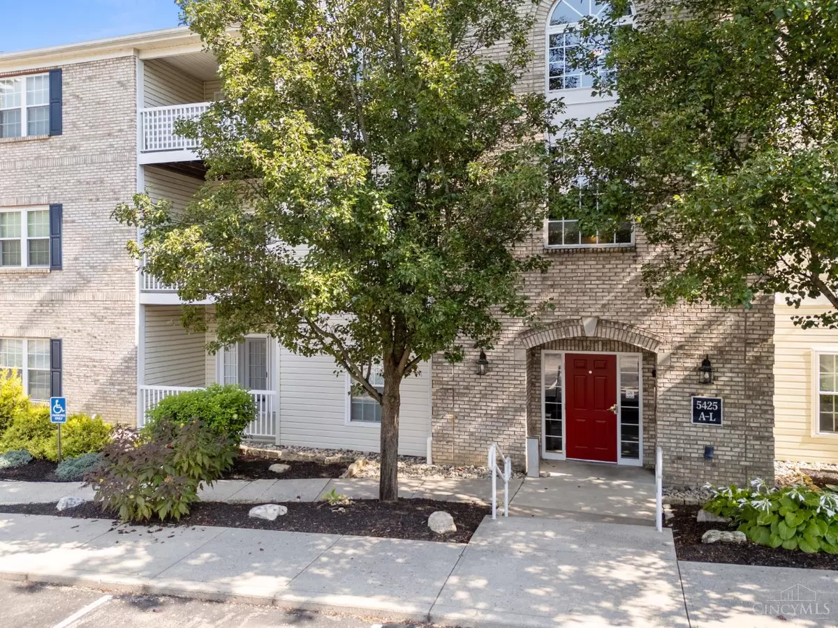 Green Twp, OH 45248,5425 Michelles Oak Ct #A