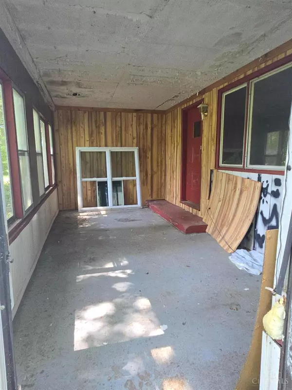 Bethel, OH 45106,2813 South Bantam Rd