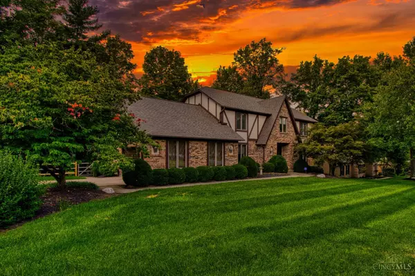7025 Stonington Rd, Cincinnati, OH 45230