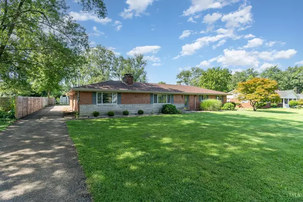 6145 Greenfield Dr, Deerfield Twp., OH 45040