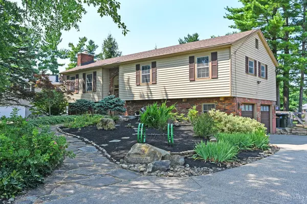West Chester, OH 45069,7764 Brookdale Dr
