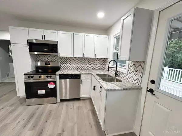 Sharonville, OH 45241,11076 Woodward Ln