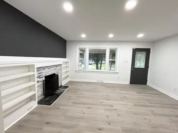 Sharonville, OH 45241,11076 Woodward Ln