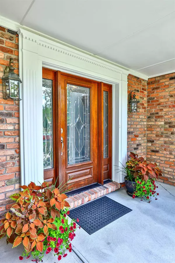 Montgomery, OH 45242,8392 Shadowpoint Ct