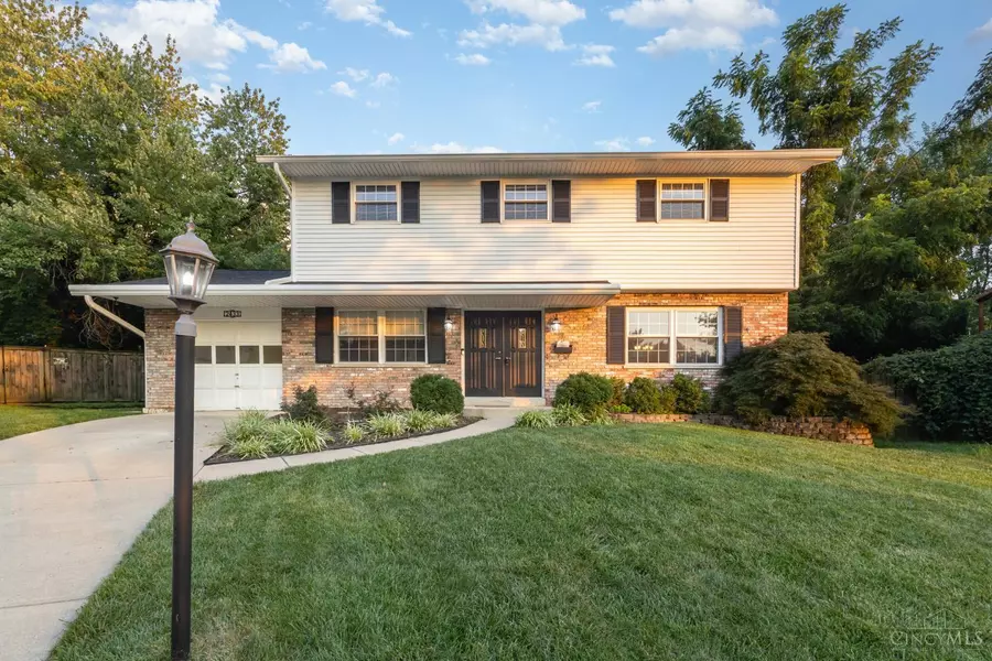2433 Ambassador Dr, Colerain Twp, OH 45231