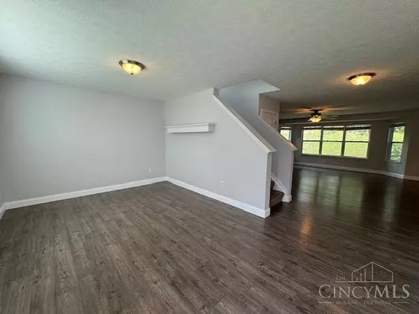Springboro, OH 45066,175 S Lakeshore Dr