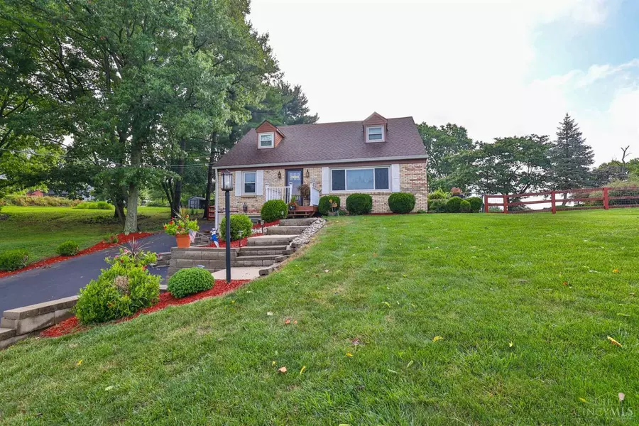 10046 Brehm Rd, Colerain Twp, OH 45252