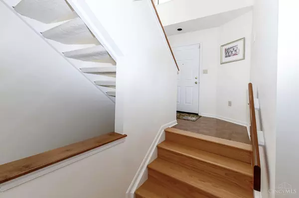 Springdale, OH 45246,275 Bennington Way