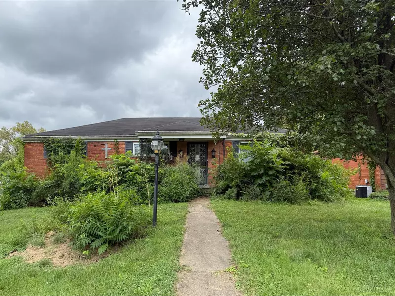 6662 Daleview Rd, Colerain Twp, OH 45247