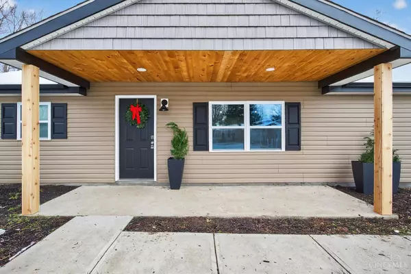 Blanchester, OH 45107,60 S Orchard Cir