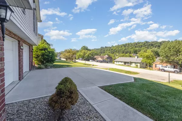 Lawrenceburg, IN 47025,18632 Whispering Woods Dr