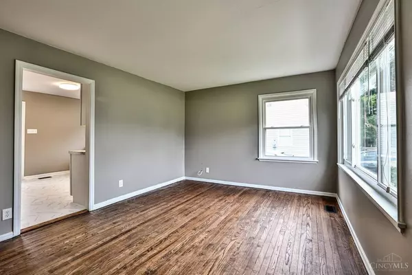 Glendale, OH 45246,10921 Chester Rd