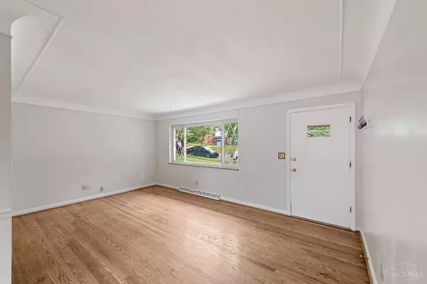 Greenhills, OH 45218,77 Handel Ln