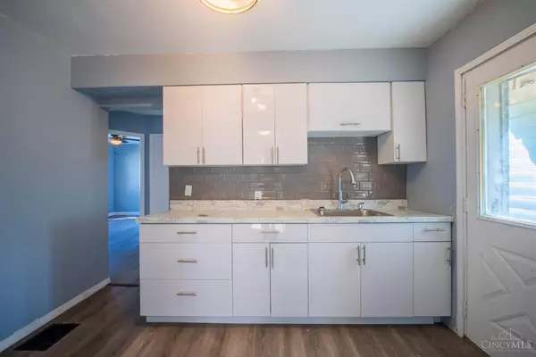 North College Hill, OH 45224,6765 Richard Ave