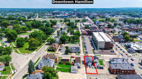 Hamilton, OH 45013,17 N E St