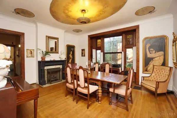 Cincinnati, OH 45220,3507 Clifton Ave