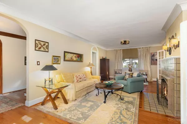 Cincinnati, OH 45229,3903 Winding Way