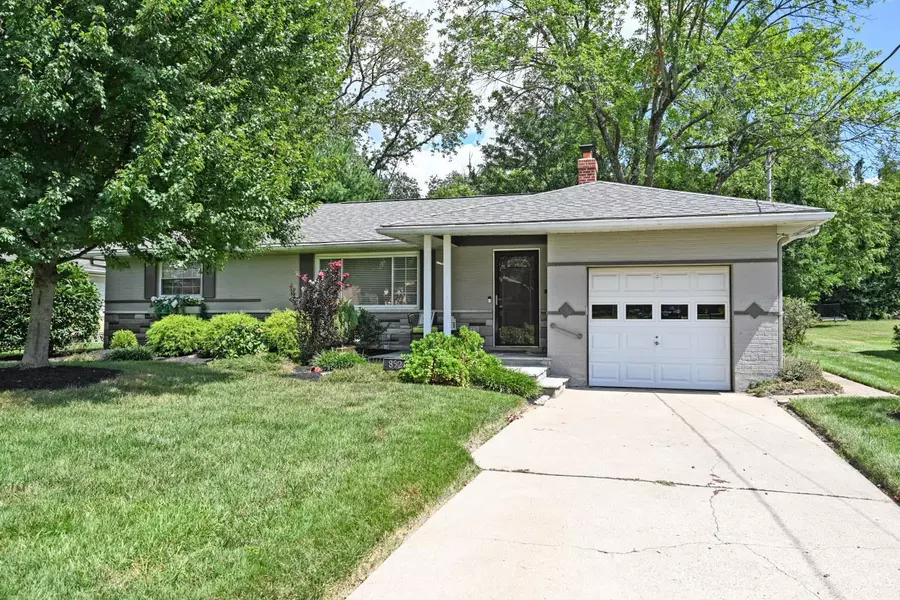 8526 Myrtlewood Ave, Sycamore Twp, OH 45236