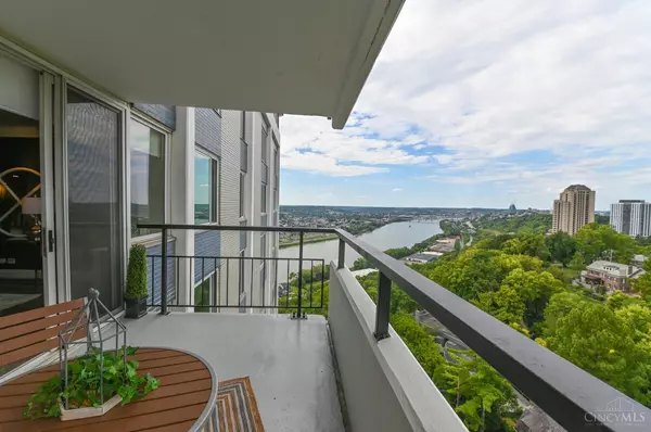 Cincinnati, OH 45206,2401 Ingleside Ave #10D