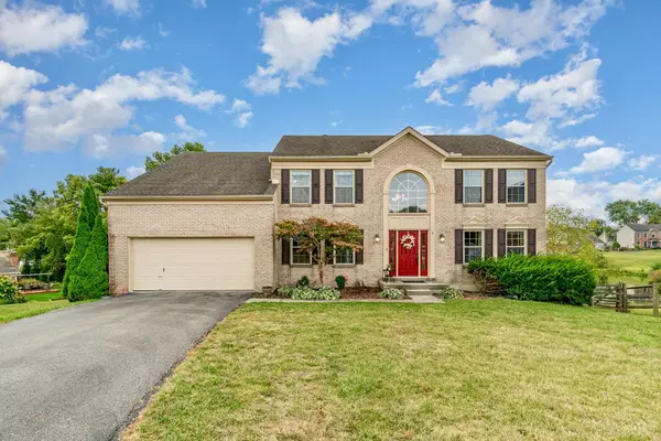 7724 W Lake Dr, West Chester, OH 45069