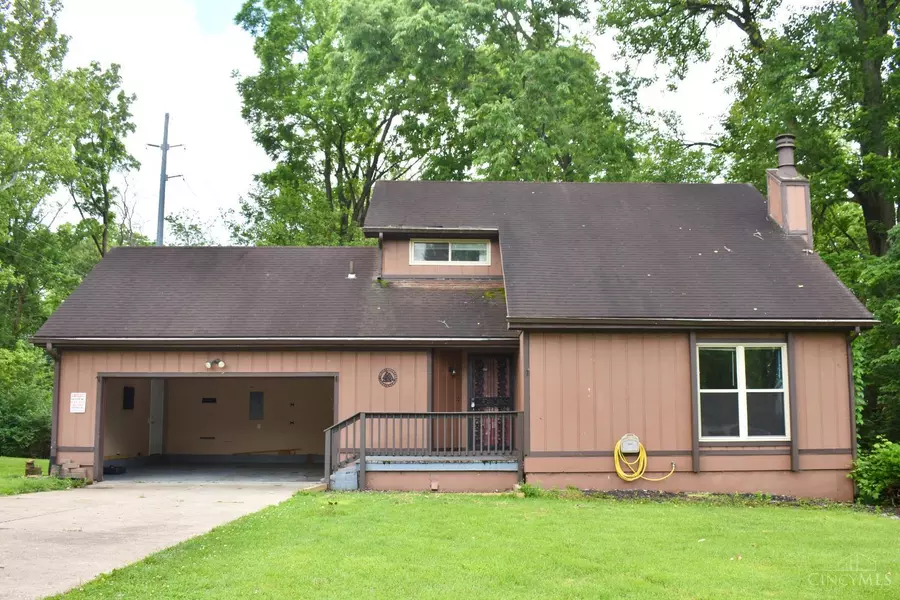 4304 Pennswood Dr, Middletown, OH 45042