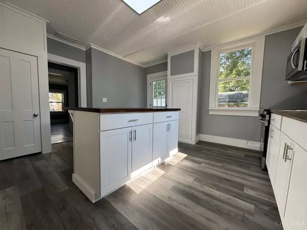 Blanchester, OH 45107,107 Central Ave