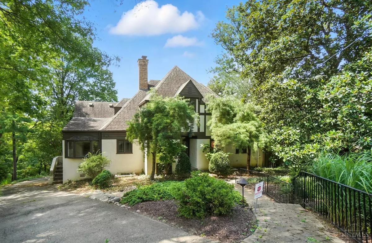 Cincinnati, OH 45220,191 Lafayette Cir