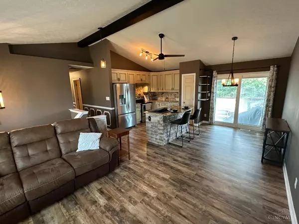 Trenton, OH 45067,909 Regency Ct